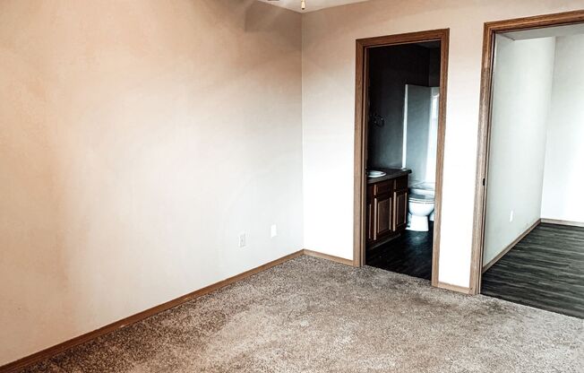1 bed, 1 bath, 680 sqft, $950, Unit D303