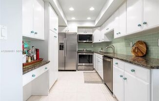 500 Bayview Dr cu-1520, Sunny Isles Beach, FL 33160