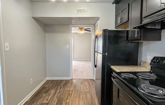2 beds, 1.5 baths, 850 sqft, $1,195, Unit 05G