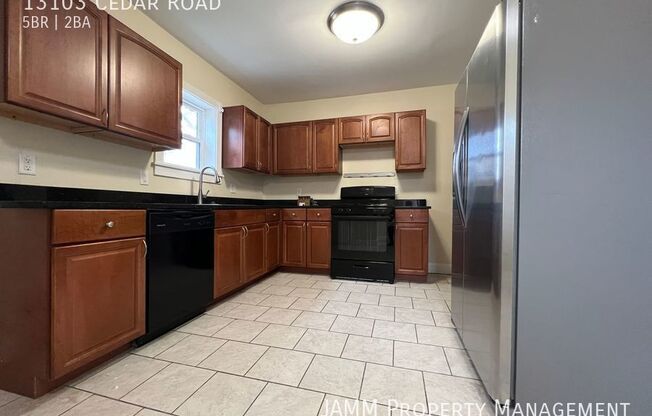 13103 CEDAR RD
