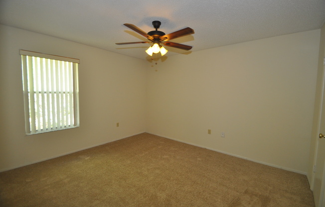 2 beds, 2 baths, $1,300