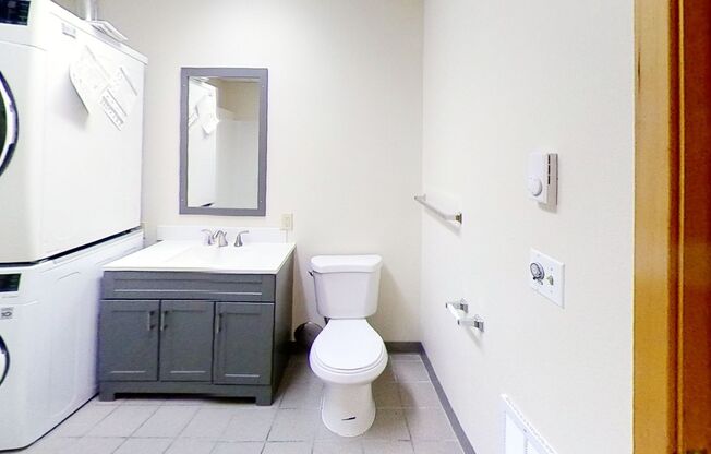 Studio, 1 bath, 500 sqft, $1,595, Unit P201