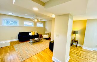 1 bed, 1 bath, 613 sqft, $1,545, Unit 934-14