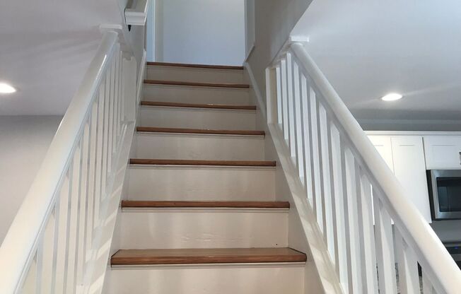 2 beds, 1.5 baths, $2,800