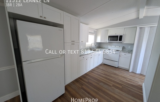11512 LEANNE LN