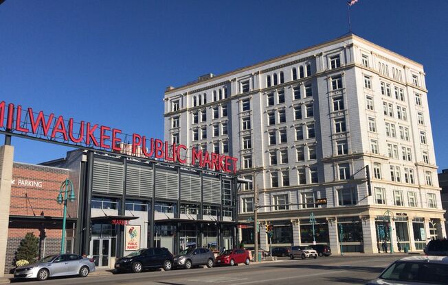 1 bed, 1 bath, 990 sqft, $2,100, Unit 211