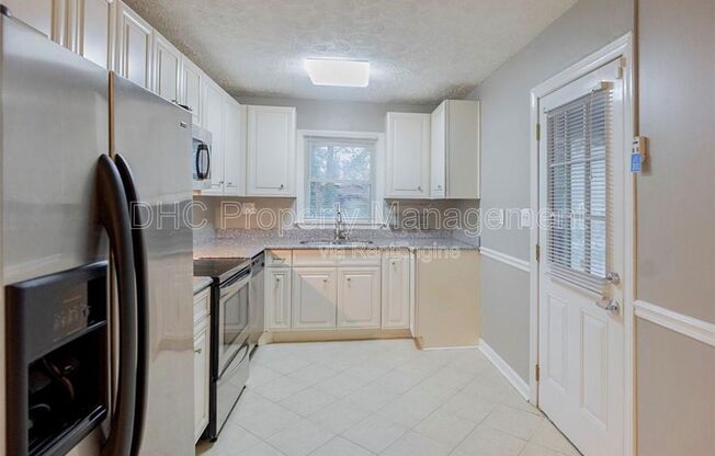 161 LAROSE CIR SE