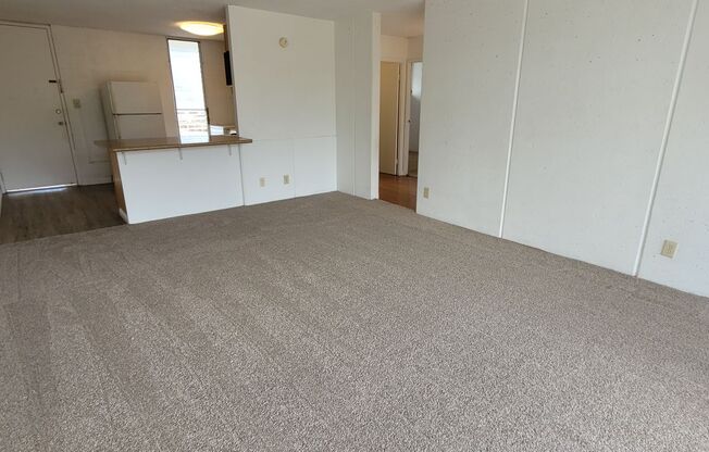 2 beds, 1 bath, $1,995