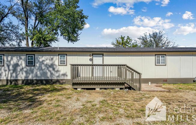 3 Bed 2 Bath in South Wichita - Space for Trailer/Vehicles