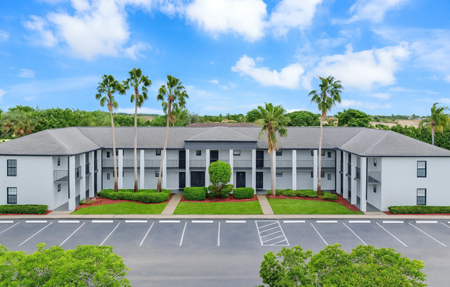 Colonial Village - 7550 Stirling Rd