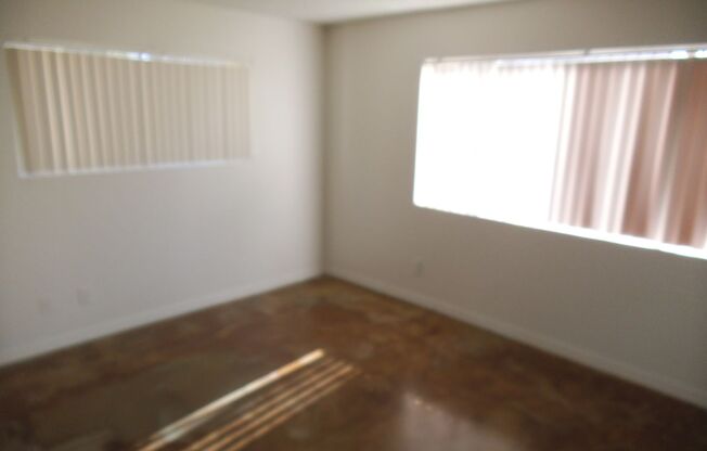 2 beds, 1 bath, $1,050, Unit 125