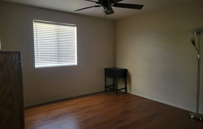 3 beds, 2 baths, $1,600