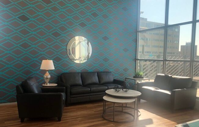 1 bed, 1 bath, 639 sqft, $1,245, Unit 326