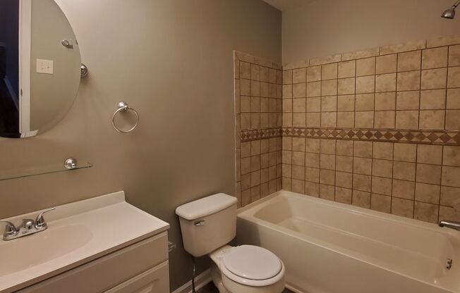 3 beds, 2 baths, $1,325