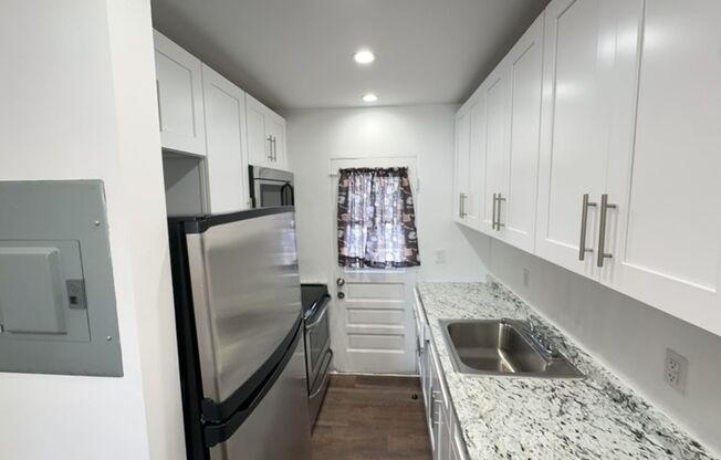 1 bed, 1 bath, 550 sqft, $1,750, Unit AM 4351-22