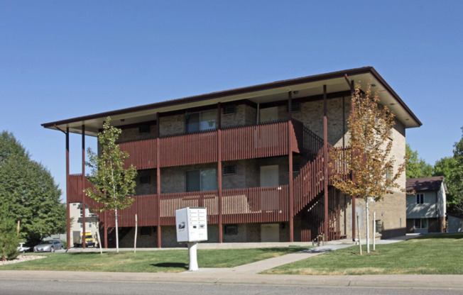 591 West Prentice Avenue