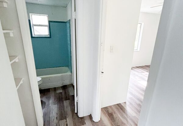 1032 West Jefferson Street -