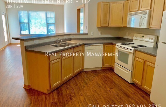 10900 W BLUEMOUND RD