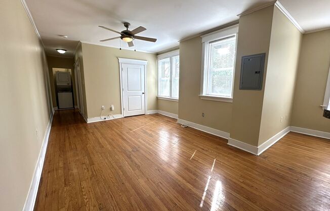 1 bed, 1 bath, 635 sqft, $1,360, Unit Apt C-14