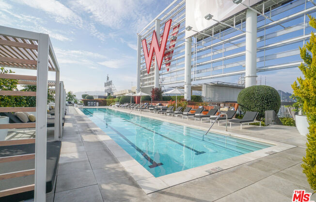 1 bed, 1.5 baths, 1,220 sqft, $4,500, Unit 6H