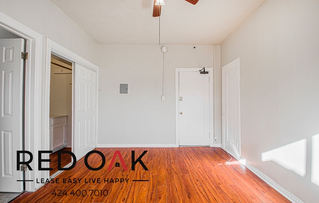 1243 South Mariposa Ave