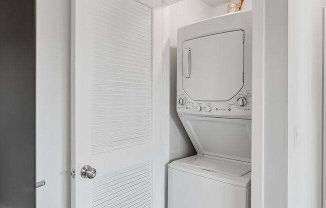 1 bed, 1 bath, 379 sqft, $1,795, Unit 404