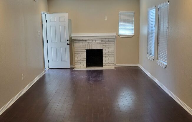 2705 Tanner St, Dallas, TX 75215