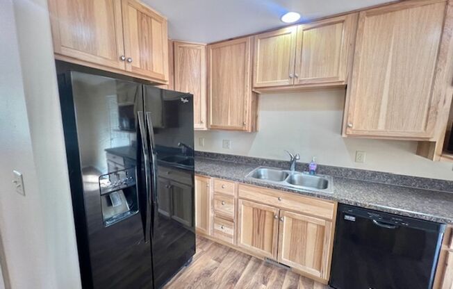 3 beds, 2 baths, $2,595