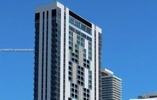 2 beds, 2 baths, 791 sqft, $3,800, Unit 151 SE 1 # 3111