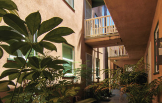 1 bed, 1 bath, 550 sqft, $1,595, Unit 05