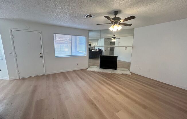 2 Bedroom 2 bath Condo!