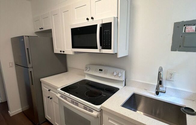 640  (Catalina's properties)