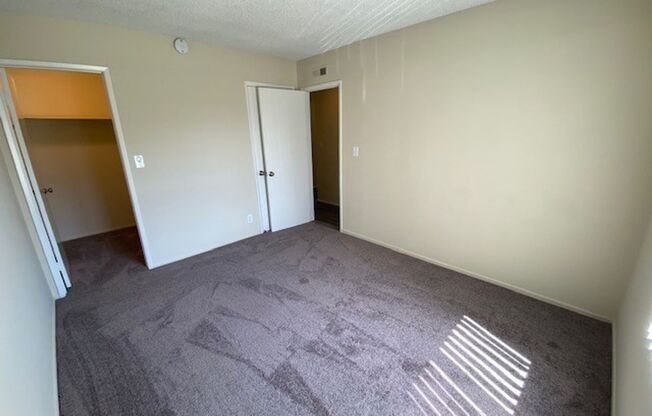 3 beds, 2 baths, 1,200 sqft, $3,195, Unit 23