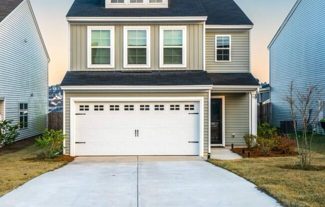 Intriguing Three Bedroom Home in Lexington SC!