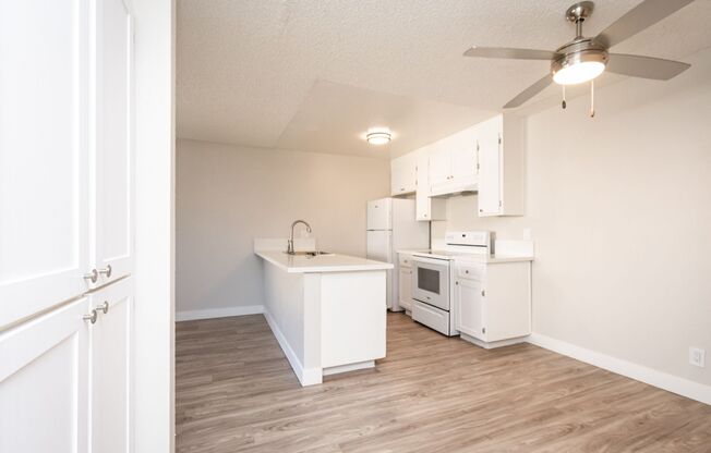 2 beds, 1 bath, 760 sqft, $1,775, Unit 314