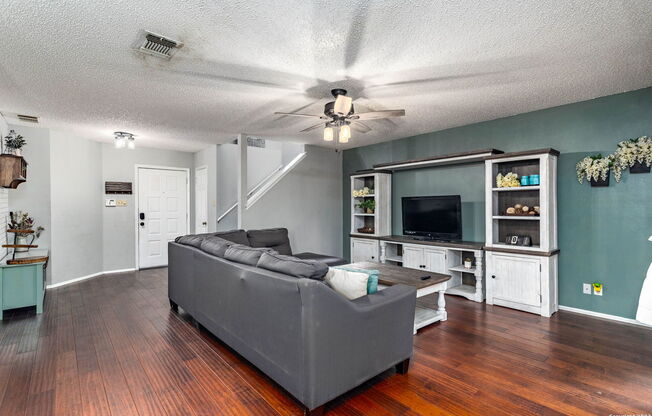 4615 CAMAS