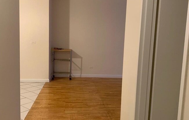 Studio, 1 bath, 550 sqft, $1,925, Unit 6D