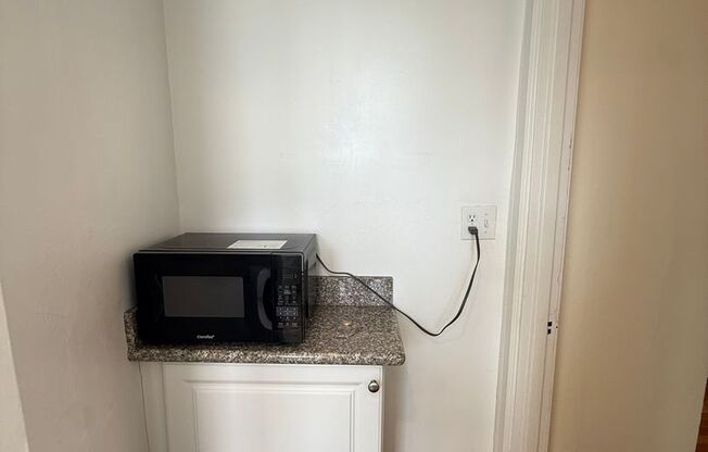 2 beds, 2 baths, 1,303 sqft, $3,000, Unit 601