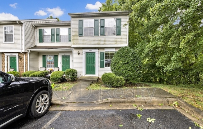 630 LEX DR