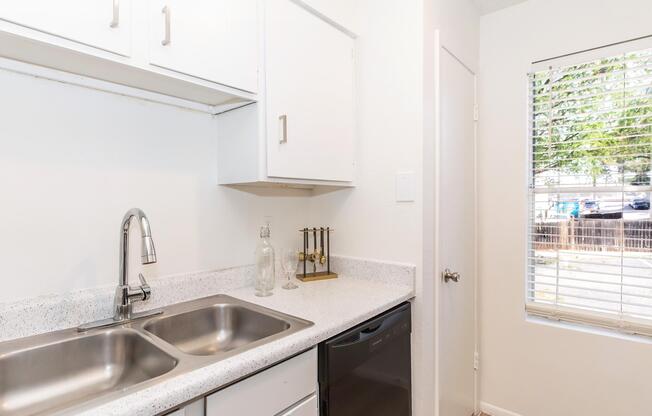 Home - Residences at Medical - San Antonio, TX