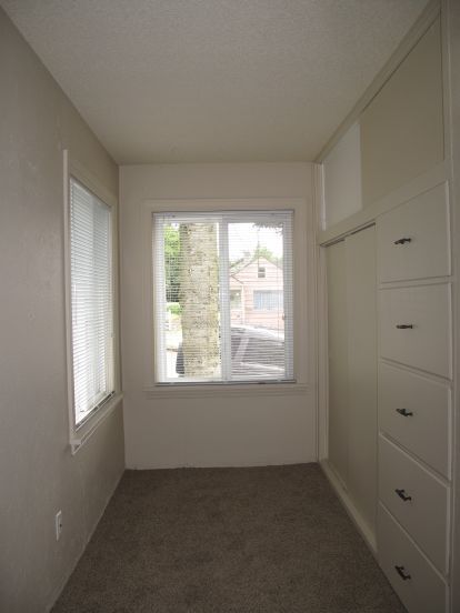 3 beds, 1 bath, 1,500 sqft, $2,895, Unit Upper