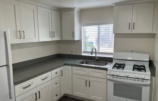 2 beds, 1 bath, $2,995, Unit 644