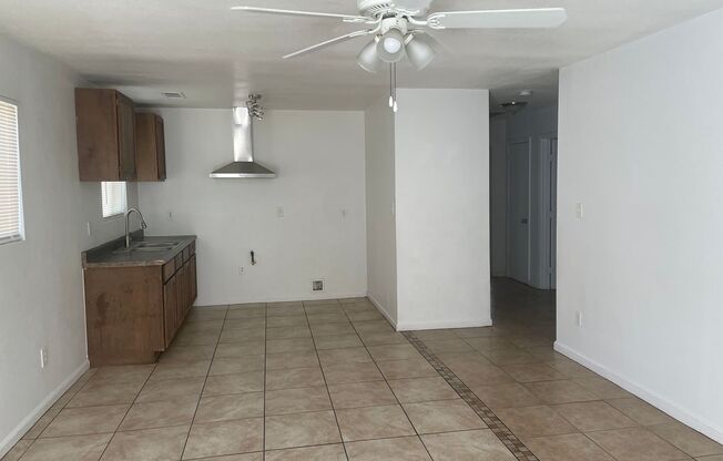 3 beds, 2 baths, $1,500