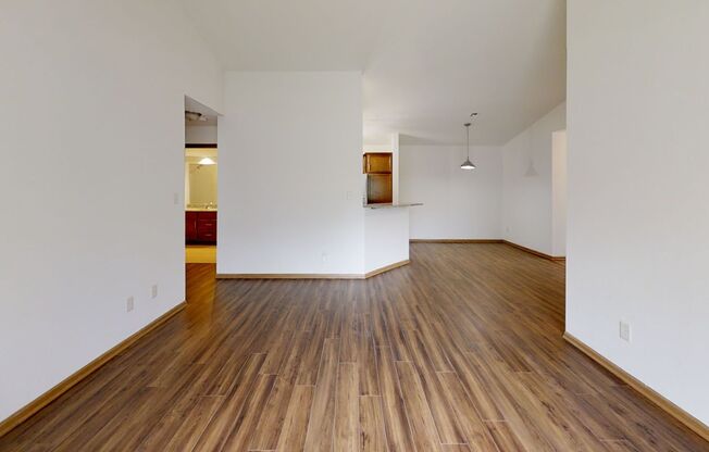 2 beds, 2 baths, $1,850, Unit 14226