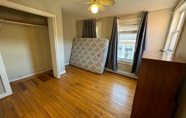 1 bed, 1 bath, $1,200, Unit Unit C