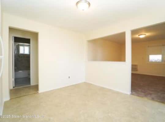 479 ELTINGVILLE BLVD