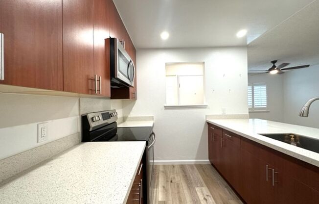 2 Bedroom, 2 Bathroom, 2 Parking (Mililani Mauka)