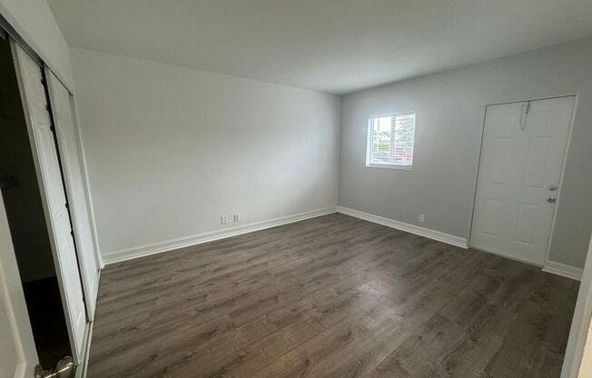 1 bed, 1 bath, 650 sqft, $1,695, Unit 109
