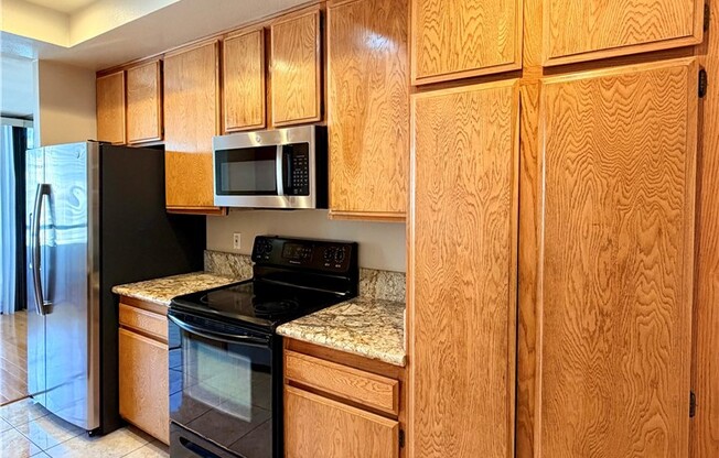 2 beds, 2.5 baths, 1,602 sqft, $4,200, Unit 1508