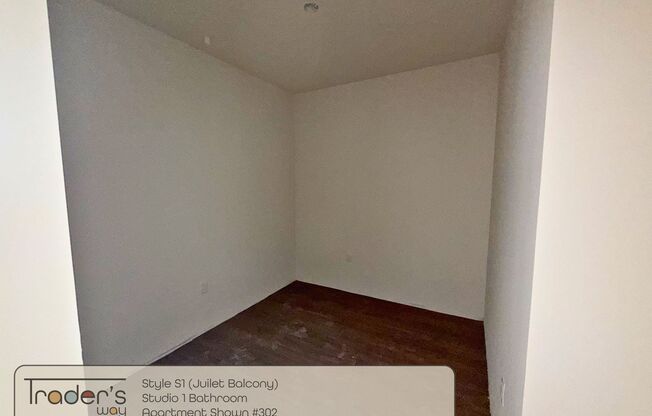 Studio, 1 bath, 499 sqft, $1,595, Unit 202